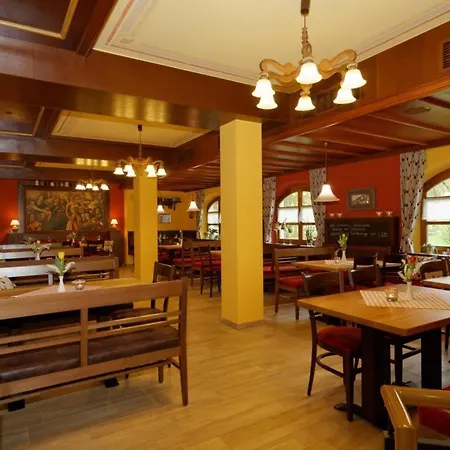 Hotel Zum Edlhof 3*