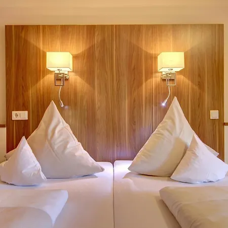 Zum Edlhof 3* Obernzell